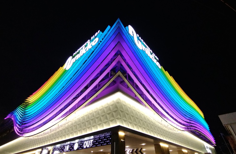 パチンコ店舗の内外装・演出照明・LED照明をお考えの方はこちら